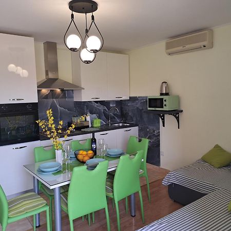 Apartment Penic Kaštela Eksteriør billede