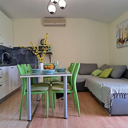 Apartment Penic Kaštela Eksteriør billede