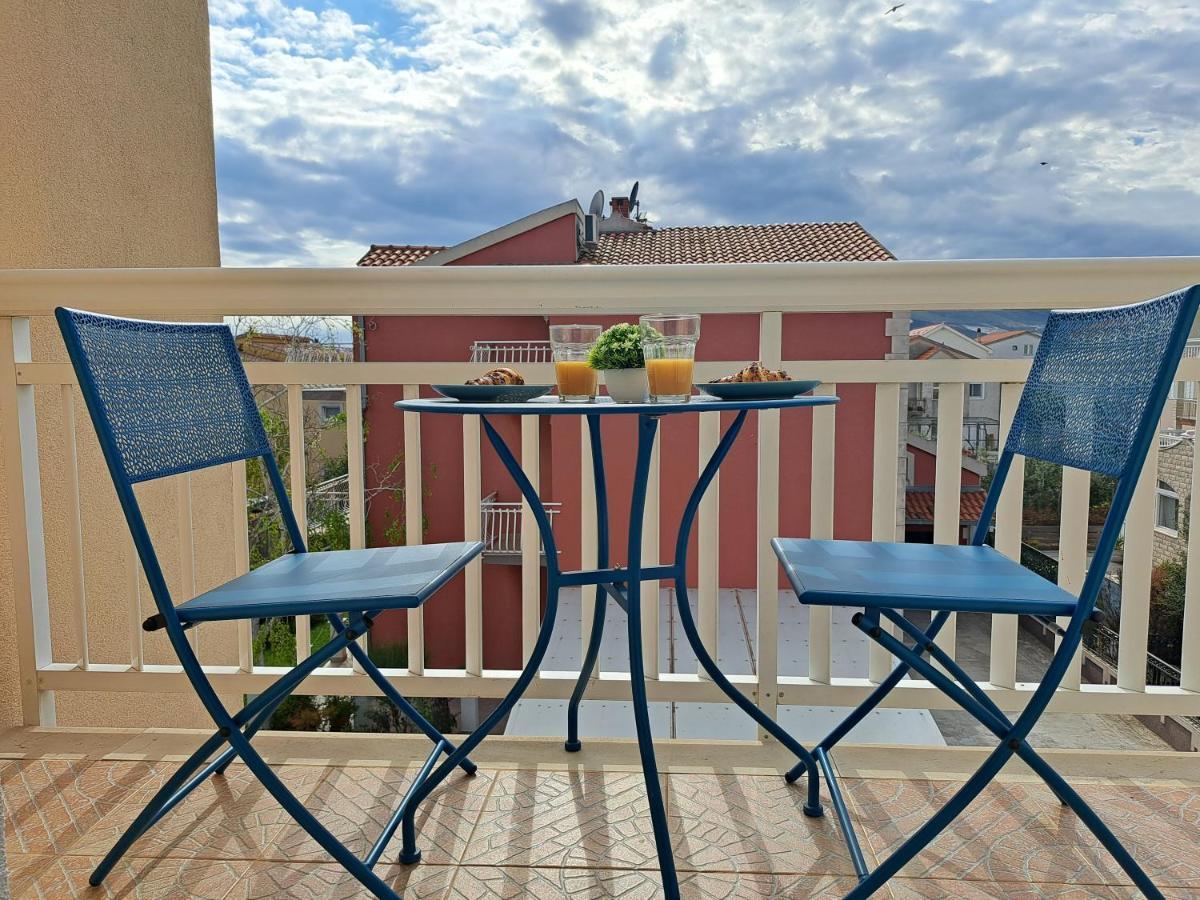 Apartment Penic Kaštela Eksteriør billede