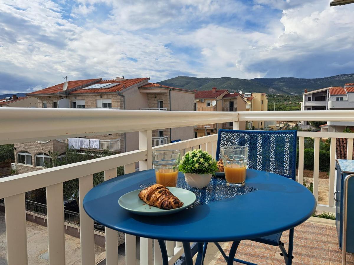 Apartment Penic Kaštela Eksteriør billede